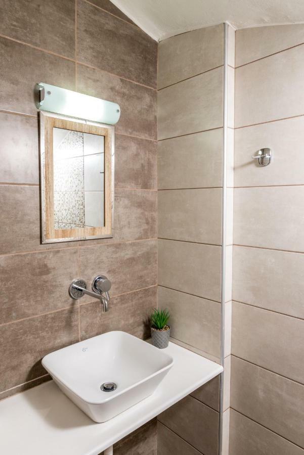El.Ma.Ra. Luxury Villas Kokkinos Pirgos Luaran gambar
